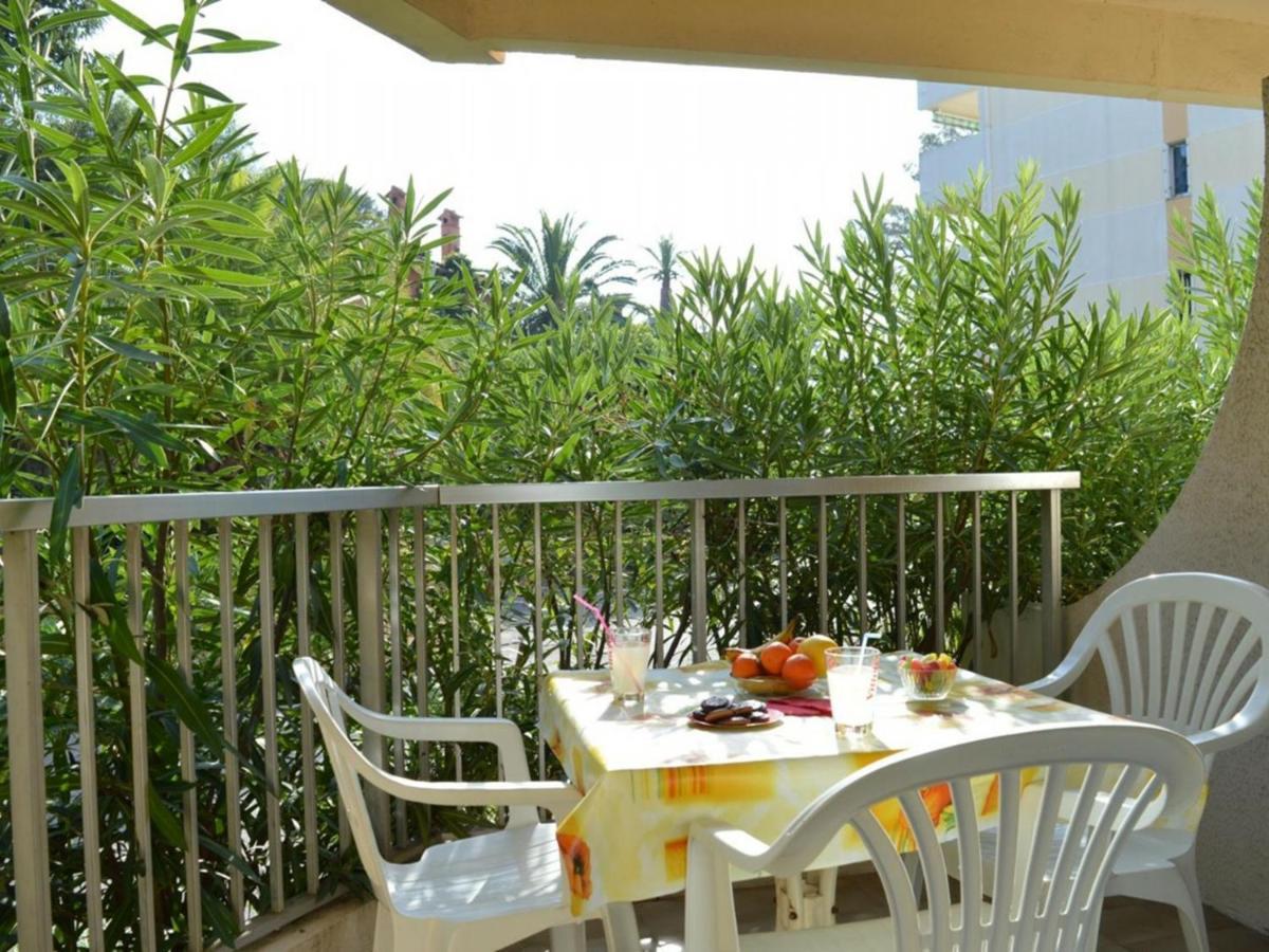Apartment T3 Avec Terrasse Et Garage Proche - Saint-raphael - Fr-1-226a-146 *